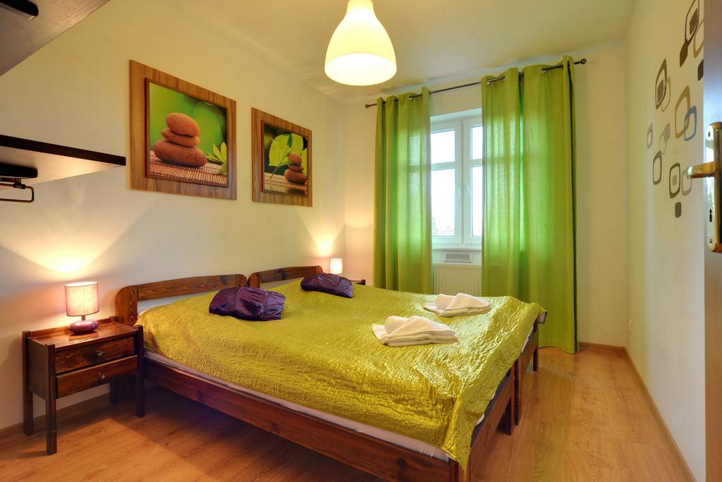 Apartamenty Sun Seasons 24 - Rezydencja Parkowa Szklarska Poręba Rum bild