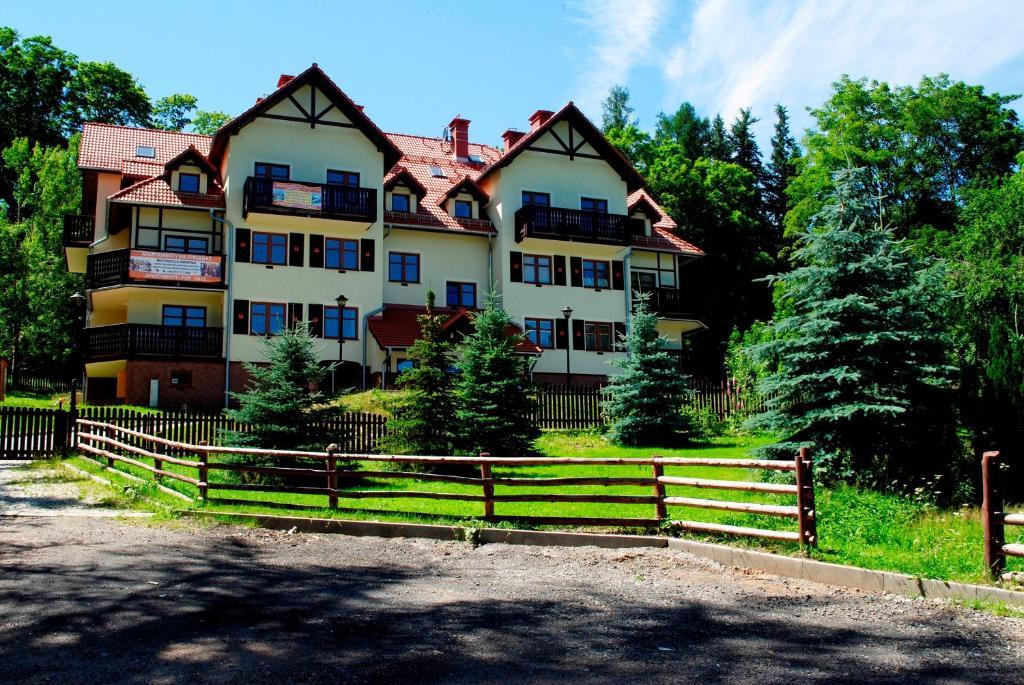 Apartamenty Sun Seasons 24 - Rezydencja Parkowa Szklarska Poręba Exteriör bild
